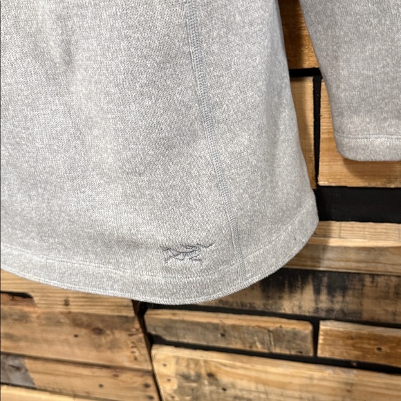 Arc'teryx Women's Cowl Neck Desira Tunic
Fleece In Gray Size Medium - Picture 3 of 7